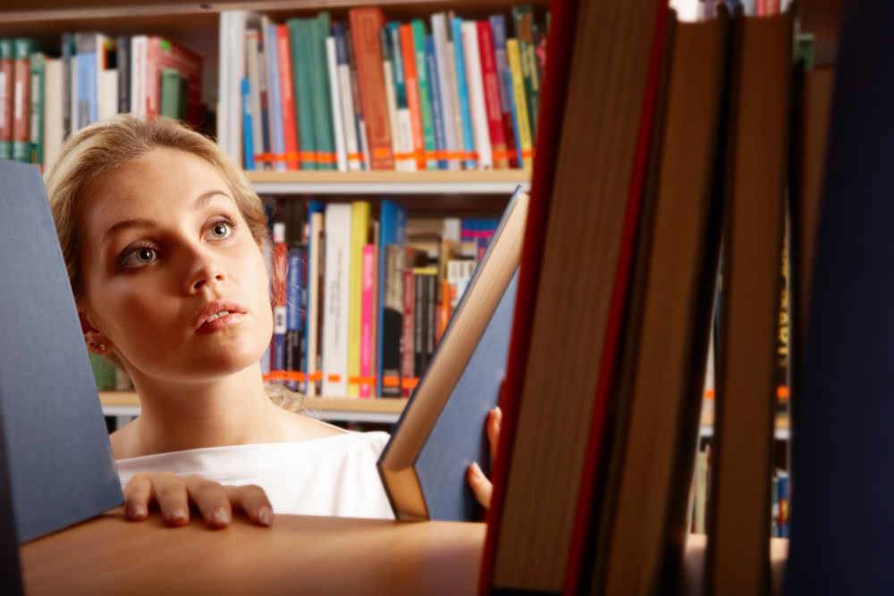 Why Self-Publishing Is Becoming More Popular: Advantages and Hidden Challenges